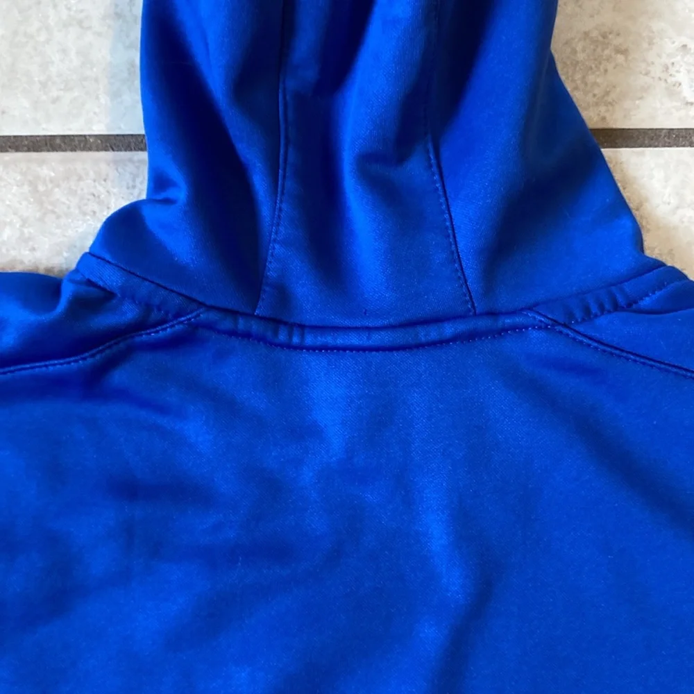 ⭐️ 3/$20 Boys- NIKE: Therma-Fit Blue and gray hoodie with front pocket- Sz 6